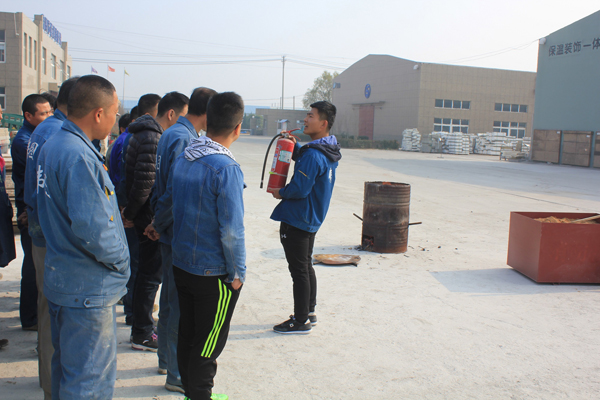 1543049353863116.jpg 2.jpg